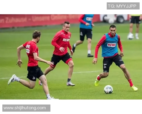 足球明星激战精彩瞬间回顾谁能称霸绿茵场的巅峰对决 足球明星激战精彩瞬间回顾谁能称霸绿茵场的巅峰对决