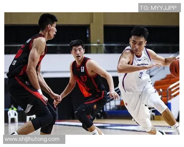 西安篮球队的耐力之道：揭示训练与比赛背后的不屈精神