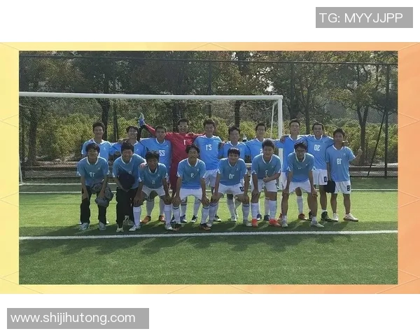 足球明星与农村女孩的爱情故事在绿茵场上绽放的梦想与现实交织的旅程 足球明星与农村女孩的爱情故事在绿茵场上绽放的梦想与现实交织的旅程