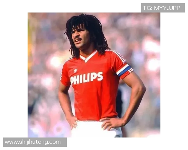 长发扎辫的足球明星们如何在绿茵场上展现个人风格与竞技魅力 长发扎辫的足球明星们如何在绿茵场上展现个人风格与竞技魅力