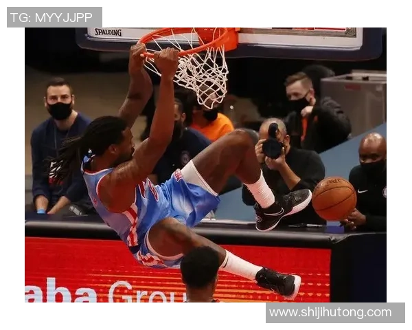 足球明星们的扣篮挑战谁能在篮球场上大显身手视频揭秘 足球明星们的扣篮挑战谁能在篮球场上大显身手视频揭秘